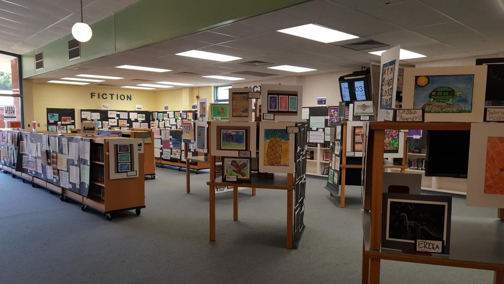 WMMSBiblioTech's tweet image. It&apos;s the Spring Art Show Day! #heartoftheschool #librarytransformation @WestMillbrook
