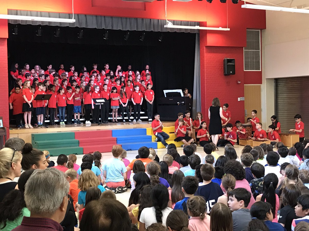 5th grade Spring Concert is always memorable! <a href="/Ashlawneagles/">Ashlawn Eagles</a> <a href="/StringsTeacher/">Ms Gomez</a> <a href="/BandatAshlawn/">AshlawnBand</a> <a href="/ColosimoMusic/">Mrs. Colosimo</a>