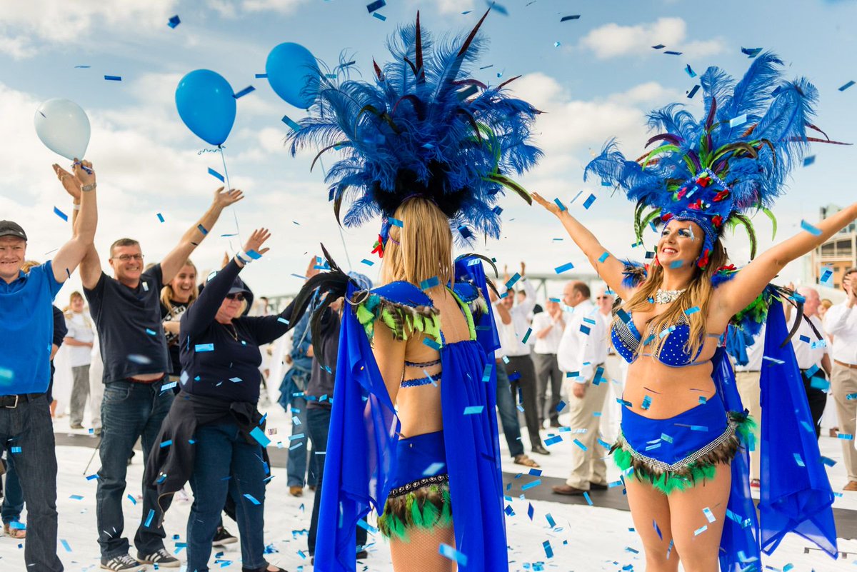 100+ events, 900+ artists at over 50 places across Liverpool. What are you going to see on #LightNight? buff.ly/2qVtgxV