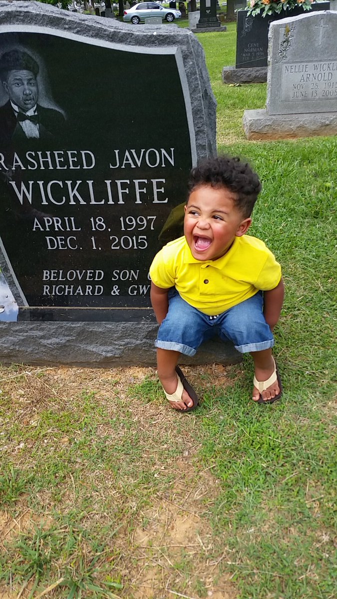 Mercedeslynn17's tweet photo. #FlyHighSheed 💕 https://t.co/4sjdkygSZt
