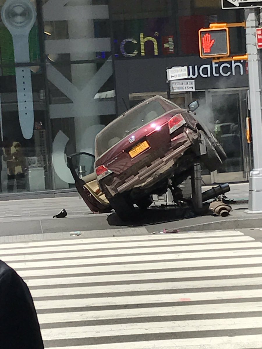 Ten metres from me #timessquare