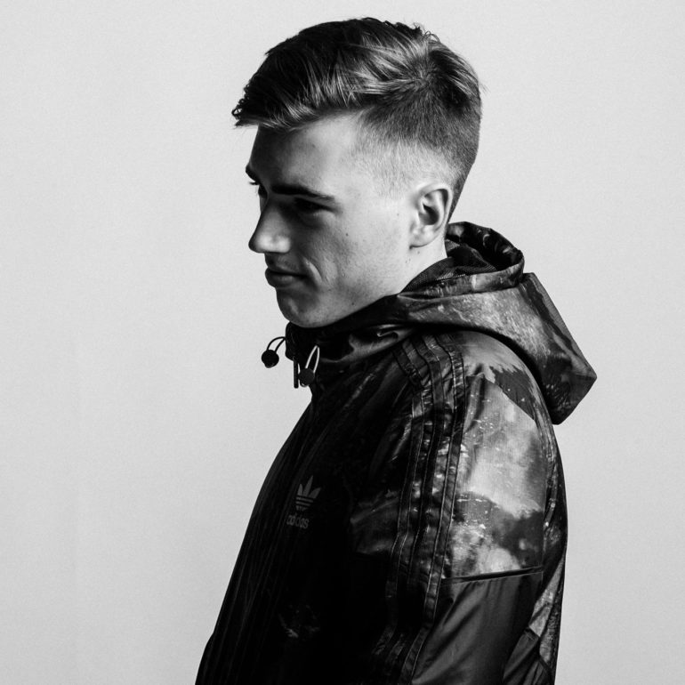 HighCloudsmag's tweet photo. .@malvaemusic enrolls Esther Veen for the title track of his upcoming EP ‘Forward’ (@LSTTRB)
https://t.co/sbh5D7gfIp https://t.co/AVsT06tVx5