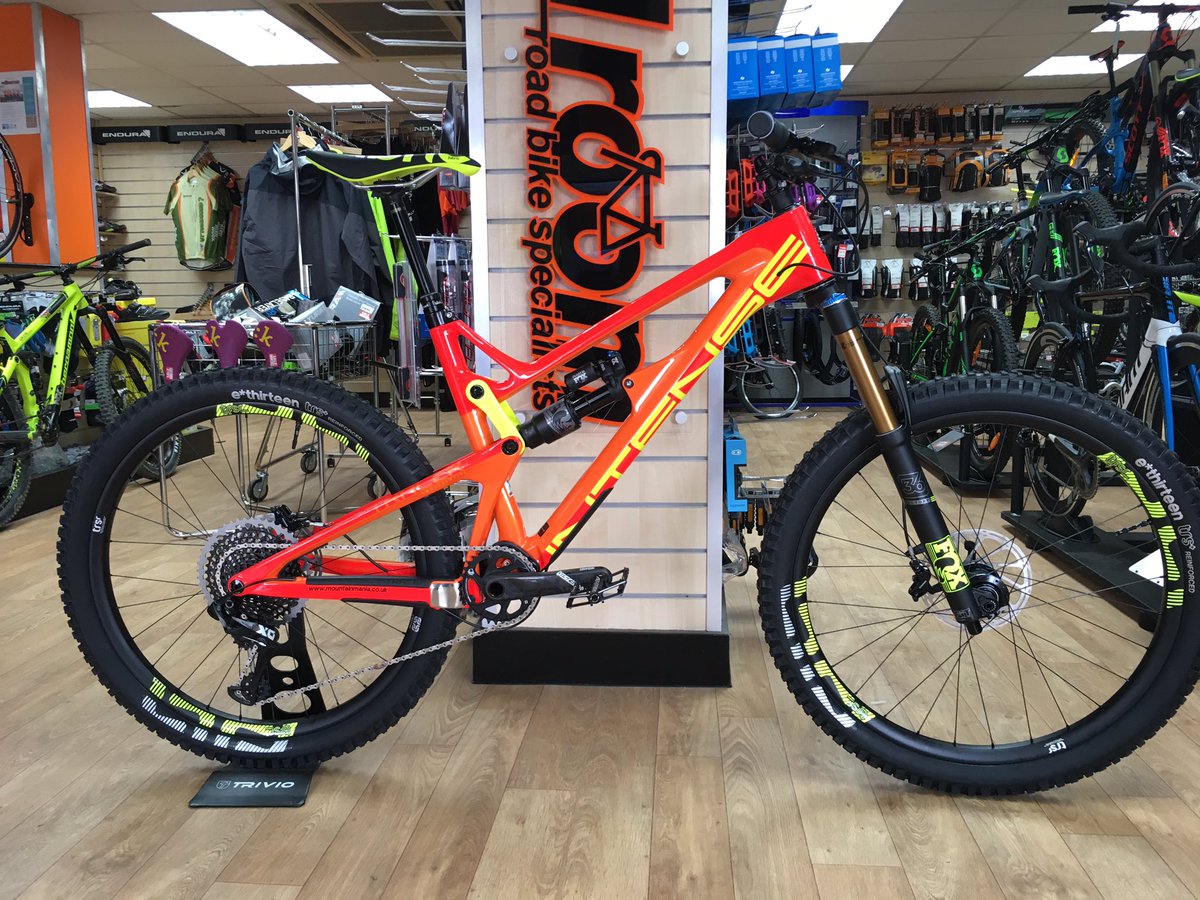 Mountmania's tweet photo. We are absolutely loving this @intensecycles Tracer! Youll never miss this bike on the trail 😎😎 https://t.co/zznyoNaKmm