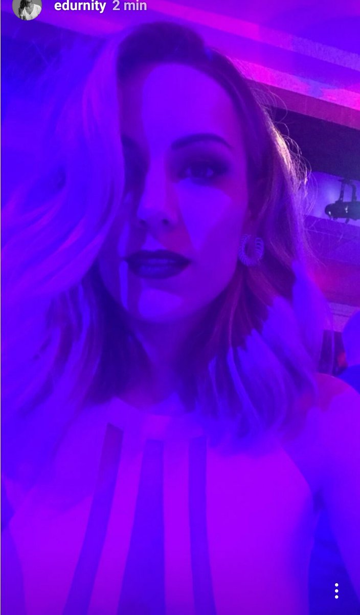 edurnefanss's tweet photo. ¿se puede ser más bonita? ❤ @Edurnity https://t.co/TSJAK8C6jc