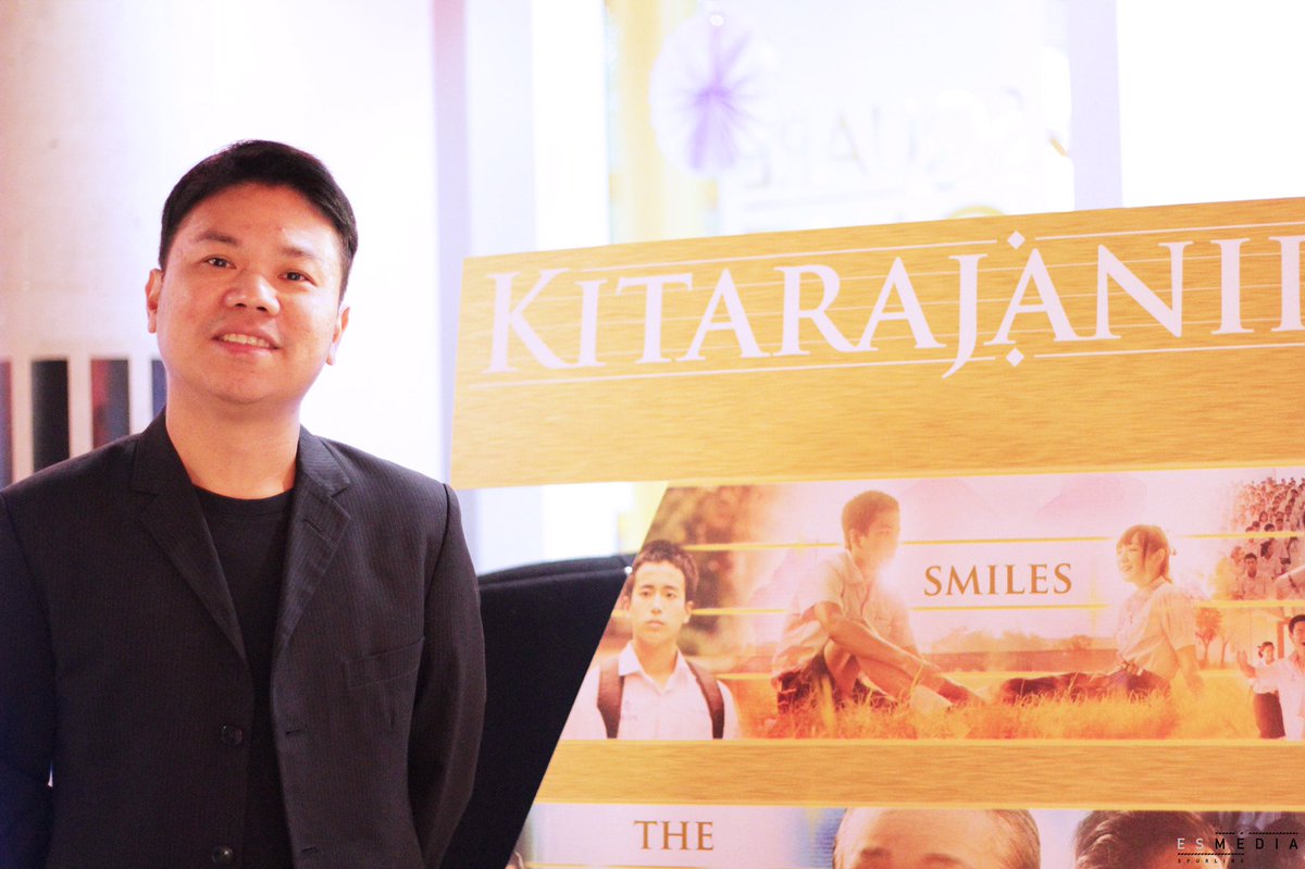 Esmé Spurling (@esmespurling) on Twitter photo So excited to have #director Parkpoom Wongpoom here tonight for <a href="/EastWindsFilm/">East Winds Festival</a> EU premiere of Kitarajanipon!🌏
<a href="/ComCultMed/">MA CCM</a> <a href="/covcampus/">Coventry University</a> #film So excited to have #director Parkpoom Wongpoom here tonight for <a href="/EastWindsFilm/">East Winds Festival</a> EU premiere of Kitarajanipon!🌏
<a href="/ComCultMed/">MA CCM</a> <a href="/covcampus/">Coventry University</a> #film