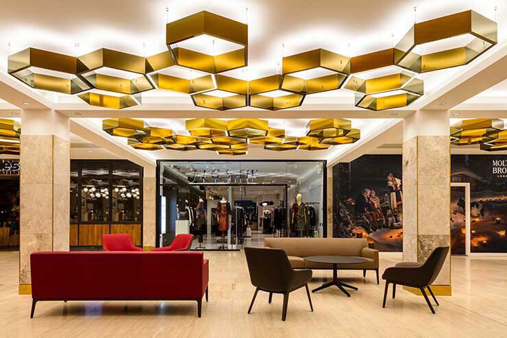 darcawards's tweet photo. The darc awards / decorative SHOP award goes to Lighting Design International for Sunset Walk, Milton Keynes! Congrats @lightdesint! https://t.co/ySkKis0RoL