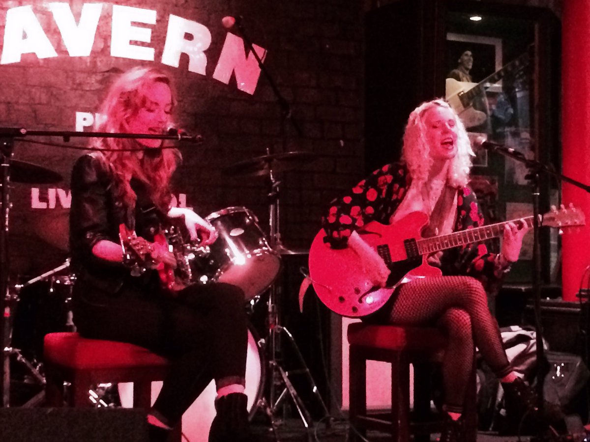 AliceOMusic's tweet photo. Thank you @IPOFESTIVAL @TheCavernBar last night #rocknroll #heaven #whereitbegan #thebeatles 🙌#IPOFESTIVAL #aliceandthelovers #thecavernpub https://t.co/N2fol3Ablw