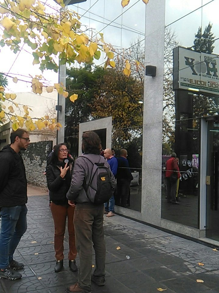 #Ahora #LaPlata #Vivo x AM1390 <a href="/radioulaplata/">Radio UNLP</a> En  Diario Hoy quienes se negaron a reingresar al trabajador despedido por persecución gremial