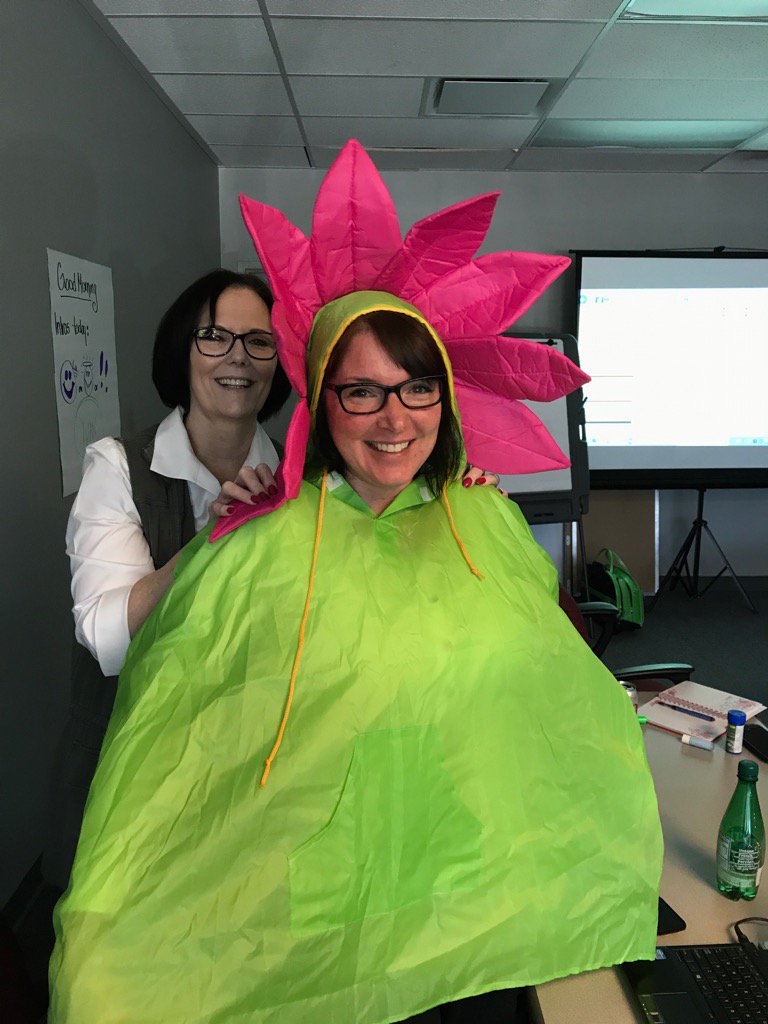 blee01's tweet image. Natalie goes 212 for Blooming Sales for #AmazingLA.