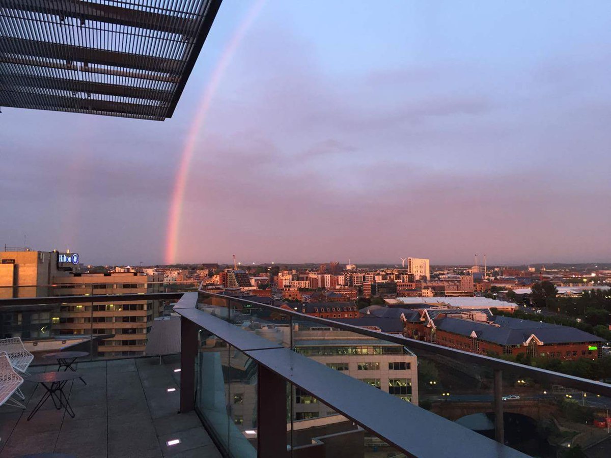 Scottshadabeer's tweet photo. The views up here can be breathtaking sometimes. @SkyLoungeLeeds https://t.co/hT8sZmTNrJ