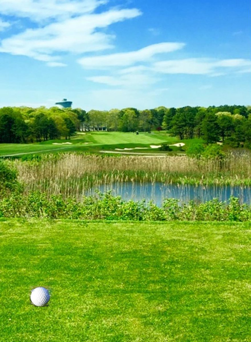 GolfDennis's tweet photo. 10th hole view from Dennis Highlands... does it get any prettier than this? #dennisgolf #golfcapecod #dennishighlands https://t.co/SapfScTyX7