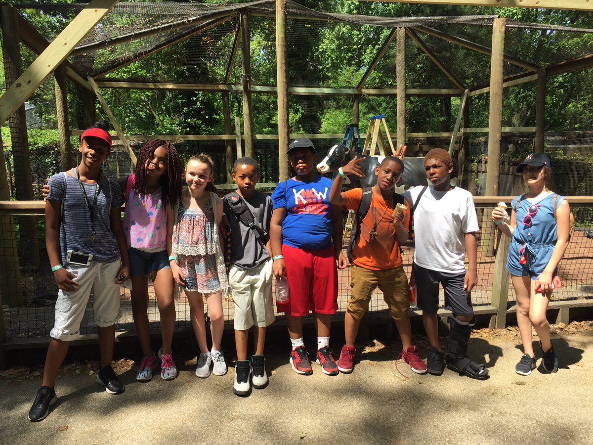 miss_donnellan's tweet photo. Such a fun and adventurous trip to the Philadelphia zoo! #wilburinspired https://t.co/BLLm9scQXM