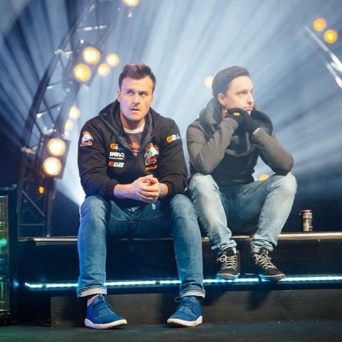 @GeT_RiGhTcs what happened to us my friend :(