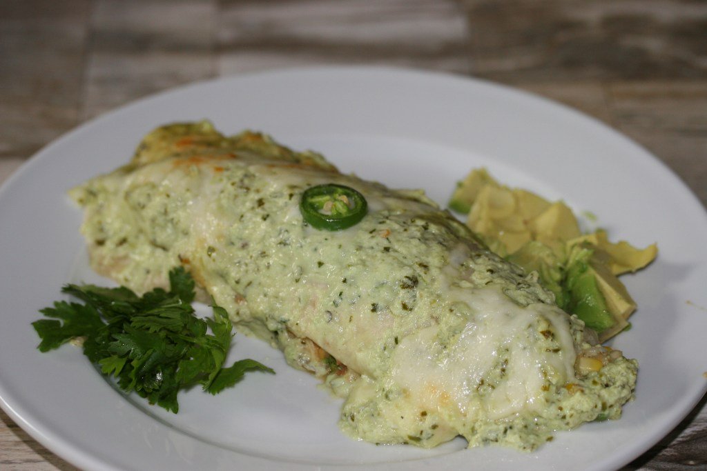 Jalapeno Cilantro Sour Cream Chicken Enchiladas with hidden vegetables. A great balance… whiskeynwry.com/2017/05/18/jal…