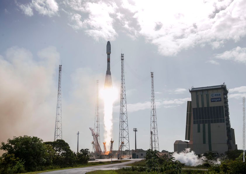 Arianespace's tweet photo. Flight #VS17: Arianespace successfully completes two launches in one month while scoring a fifth win this year https://t.co/8rVZlVWXK9 https://t.co/RPu8Yt9mhD