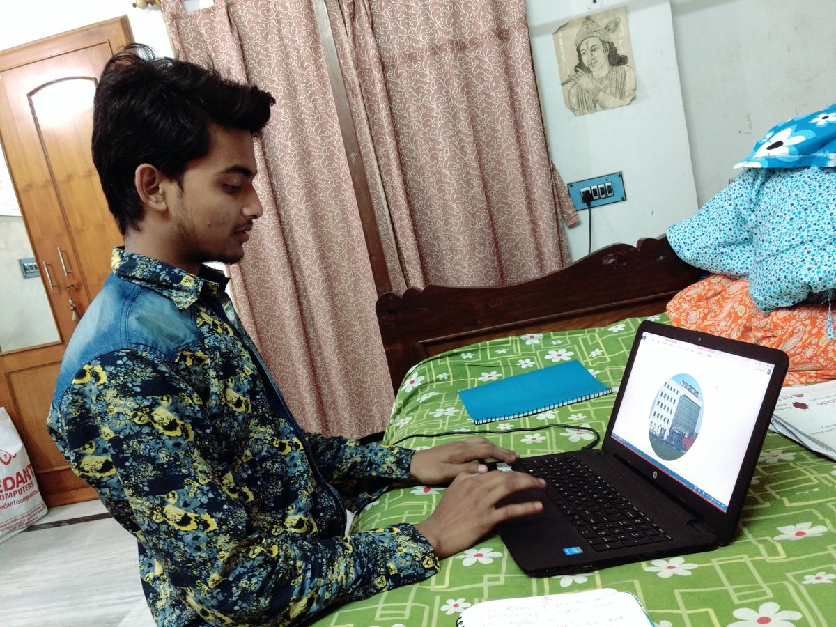 AYANMAN57215432's tweet photo. #worktime
#Hardwork
#computer_programmer
#PowerPointpresentation https://t.co/k04uP22KPv