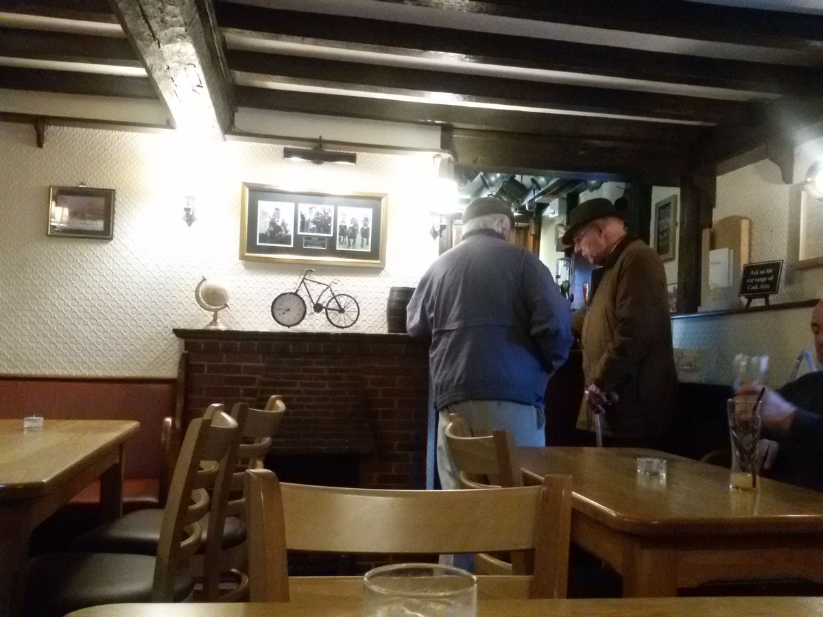 pamelachensasia's tweet photo. These 2 old boys' conversation at the bar had us in stitches...
I told them I thought they were rehearsing their #comedydoubleact!
#localpub https://t.co/z2VxDP0isE