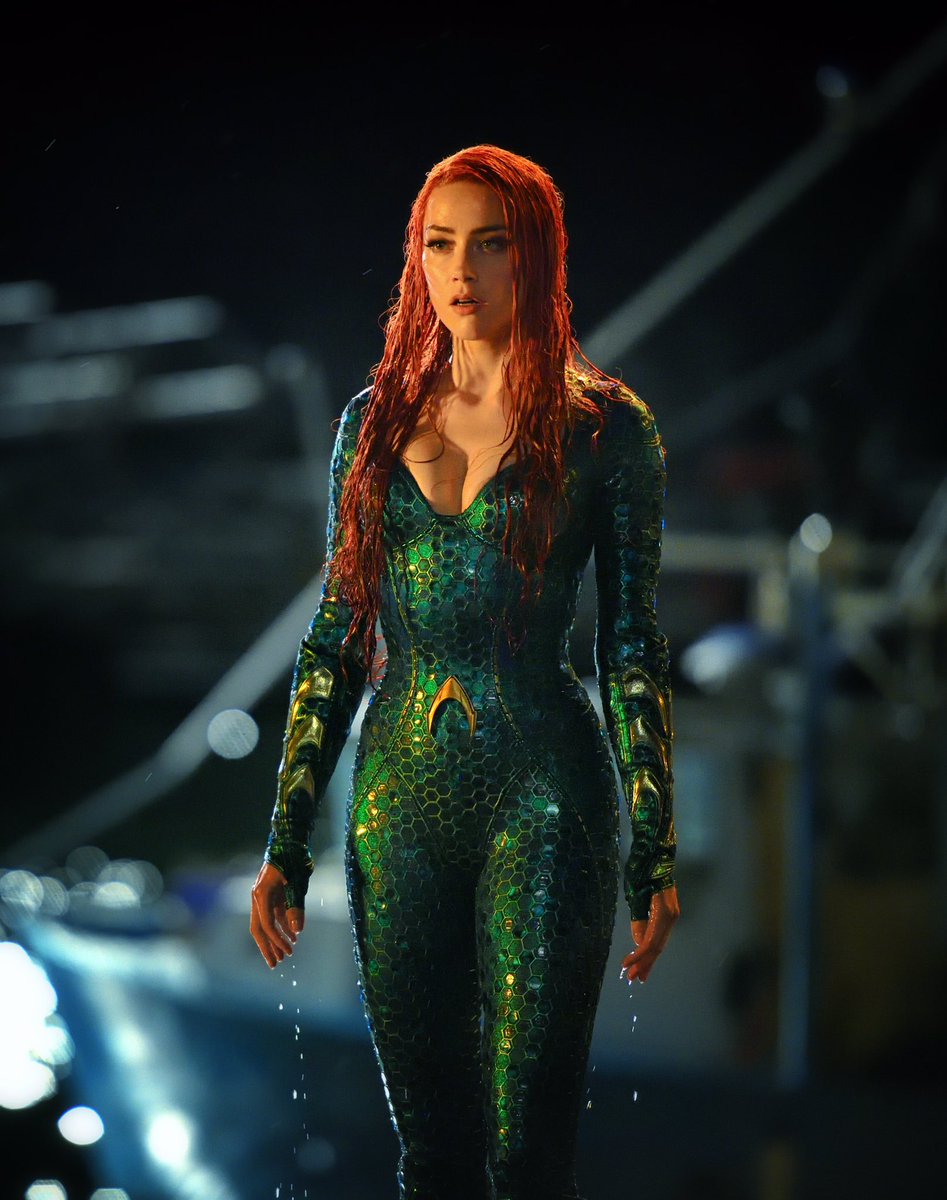 [Cinema] Aquaman - Novo traje do Aquaman! DAIqIFLXUAALqks