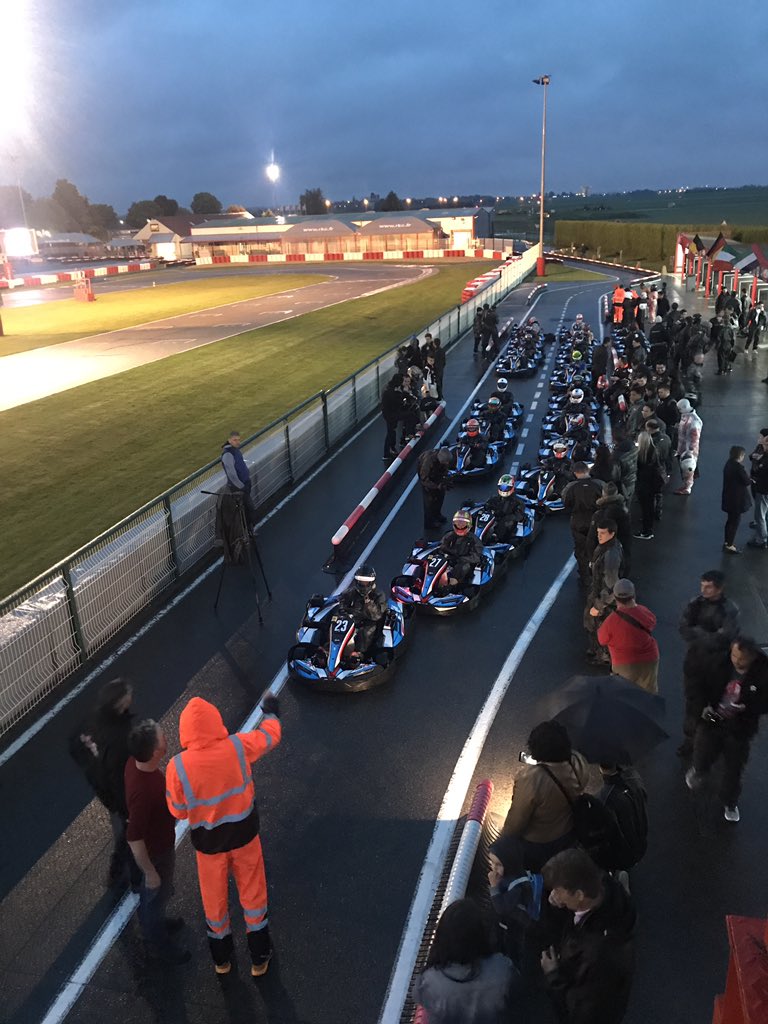 Joe__Diamond's tweet photo. Racing karts with 10 @FIAformulaE drivers for such a great cause like #RacingforBilly is officially the coolest thing I've ever done 🙌🏻 https://t.co/p2ZueYE9Kk