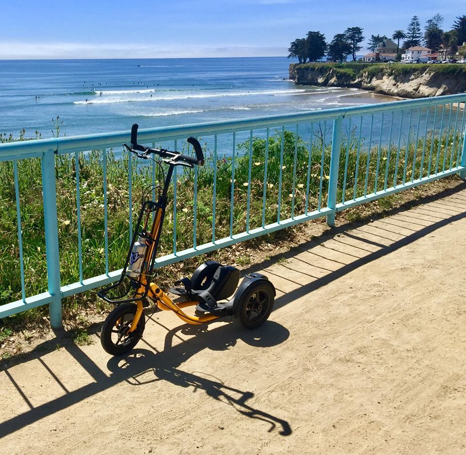 thememover's tweet photo. #MeMover in #MontereyBay, #SantaCruz, #California with a really #beautiful #view! Thanks to Douglass Weymouth for the photo. #getmemoving https://t.co/SQTbZzNoiP