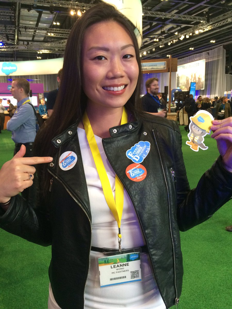 KalpaK's tweet photo. Thank you @LeanneAwong for wearing the very next collection of French Touch Dreamin 2nd edition stickers! #salesforceworldtour '17 https://t.co/z6EM0ympMf