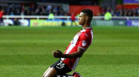 And breathe.

Blackpool and Exeter are off to Wembley after a night of incredible drama.

Reaction: bbc.in/2qWRmIJ