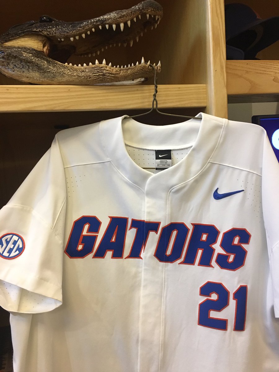 GatorsBB_EQ's tweet photo. Last regular season home series of the year starts off with #FaedoFriday https://t.co/laydSqBpTE