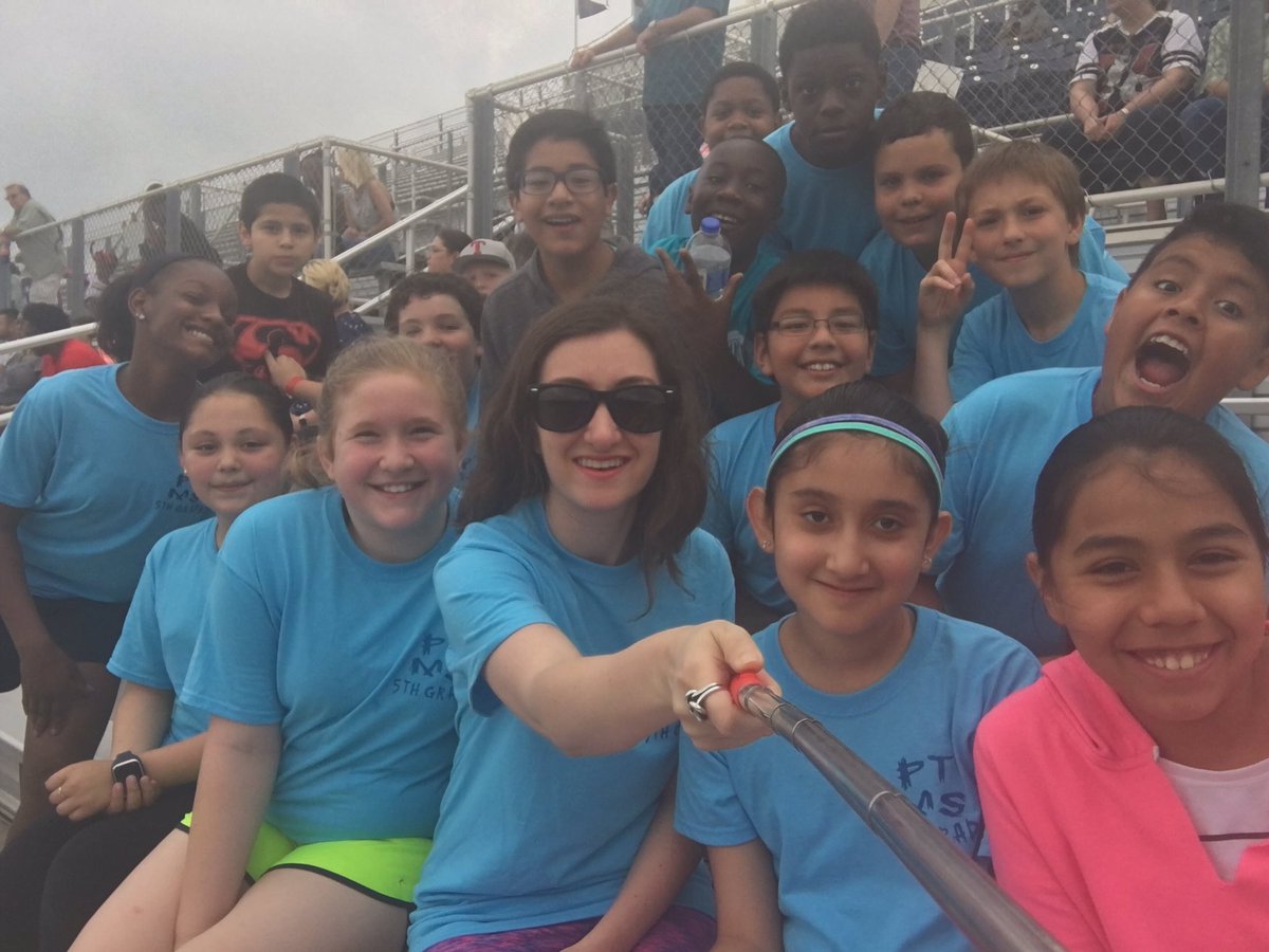 Hayylaylay's tweet photo. Field Day 2017 was a success! @PTMiddleSchool https://t.co/x8bcTtKPNi