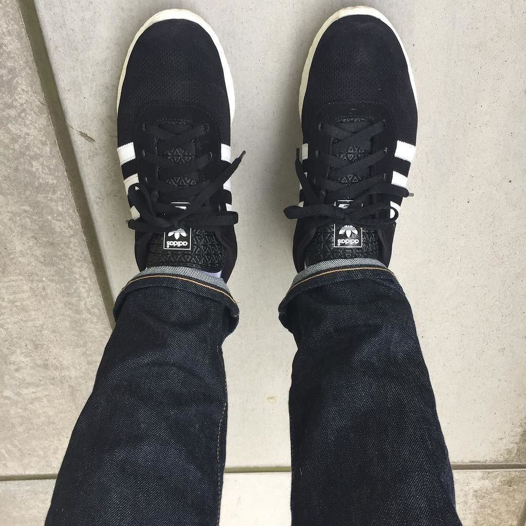 super_freak1234's tweet image. 今日の靴撮り
#adidas #proboost #palace ift.tt/2pYnffD