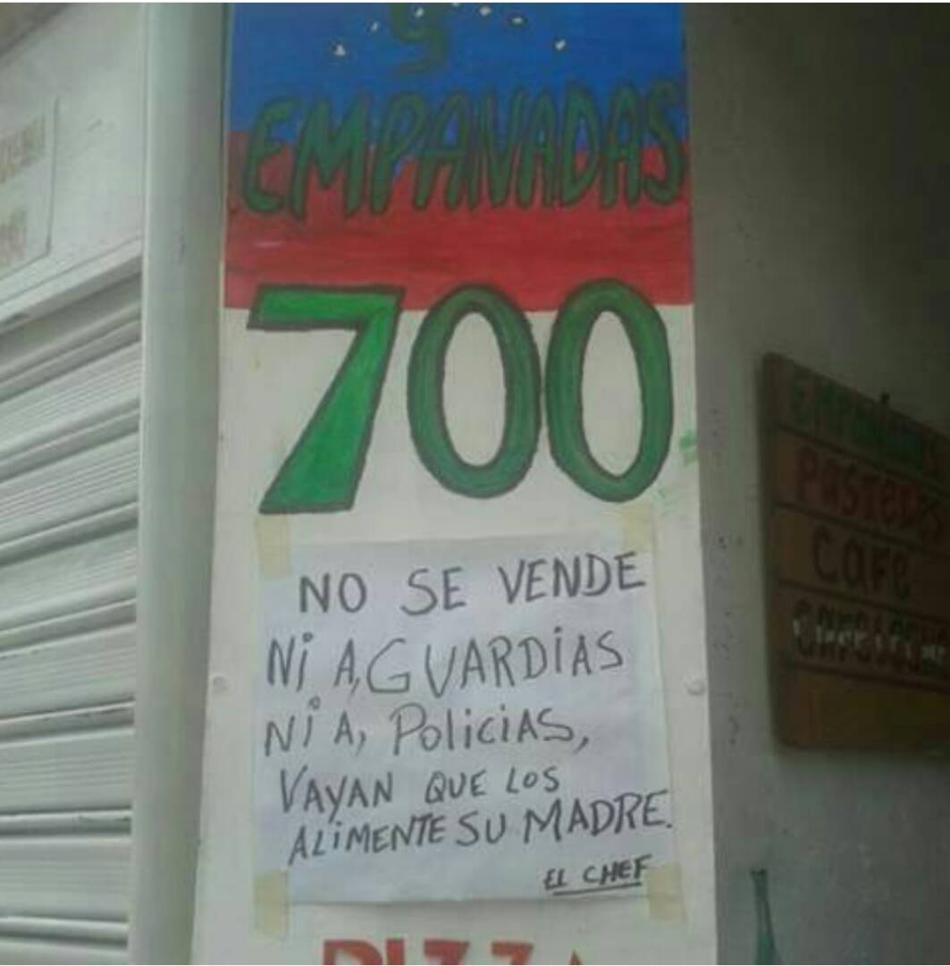 VzlaOmega's tweet photo. El odio de Venezuela se lo ganaron a pulso https://t.co/IbM1BLTH4X

Paul Moreno
CCCT
#HayVecesQue
Calixto Ortega
Autopista Francisco Fajardo