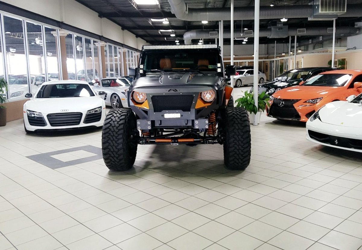 HighbornMS's tweet photo. #VoltronMotors #Jeep #Rebel #luxury https://t.co/Bgi60XTF4e