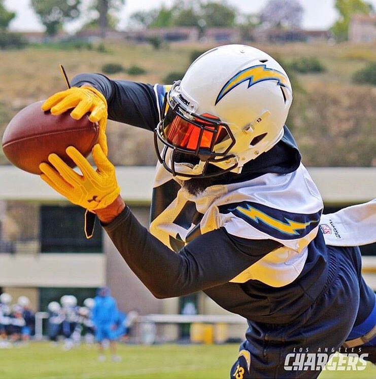 Keenan13Allen's tweet photo. Fate Whispers To The Wolf; 'You Cannot Withstand The Storm' &amp; The Wolf Whispers Back, 'I Am the Storm' #S13YER🖖👽 #RespectAllFearNone https://t.co/YtlJ8yupiC