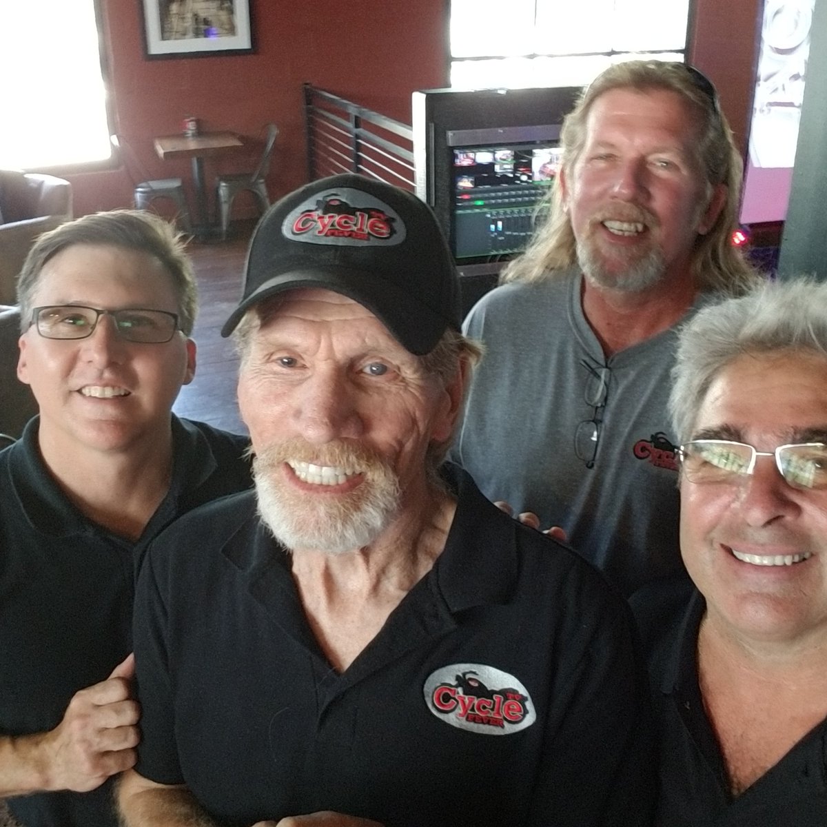 CycleFeverTV's tweet photo. At the #AceCafeUSA VIP party streaming live! #daytonaharley #CFTV #motorcycle #adventure #baggers #cafemoto #Rewaco #AmericanFlatTrack https://t.co/lhiDGhr5Bn