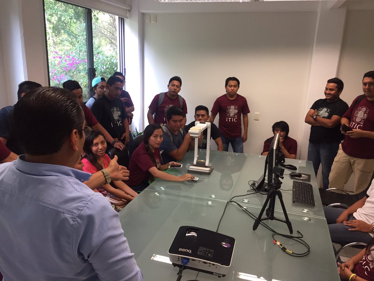 sirpeto's tweet photo. Ayer tuvimos a estudiantes de la Universidad Intercultural Maya de Quintana Roo en el #UsaLab https://t.co/P4l8J6YOaO