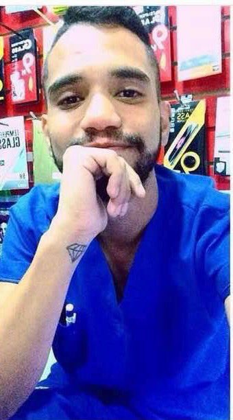 manuelrosalesg's tweet photo. La fatalidad de la violencia y represión cobran lamentablemente otra vida. Fallece el joven Paúl Moreno, en la lucha por sus sueños https://t.co/eDgpBV4Mk6