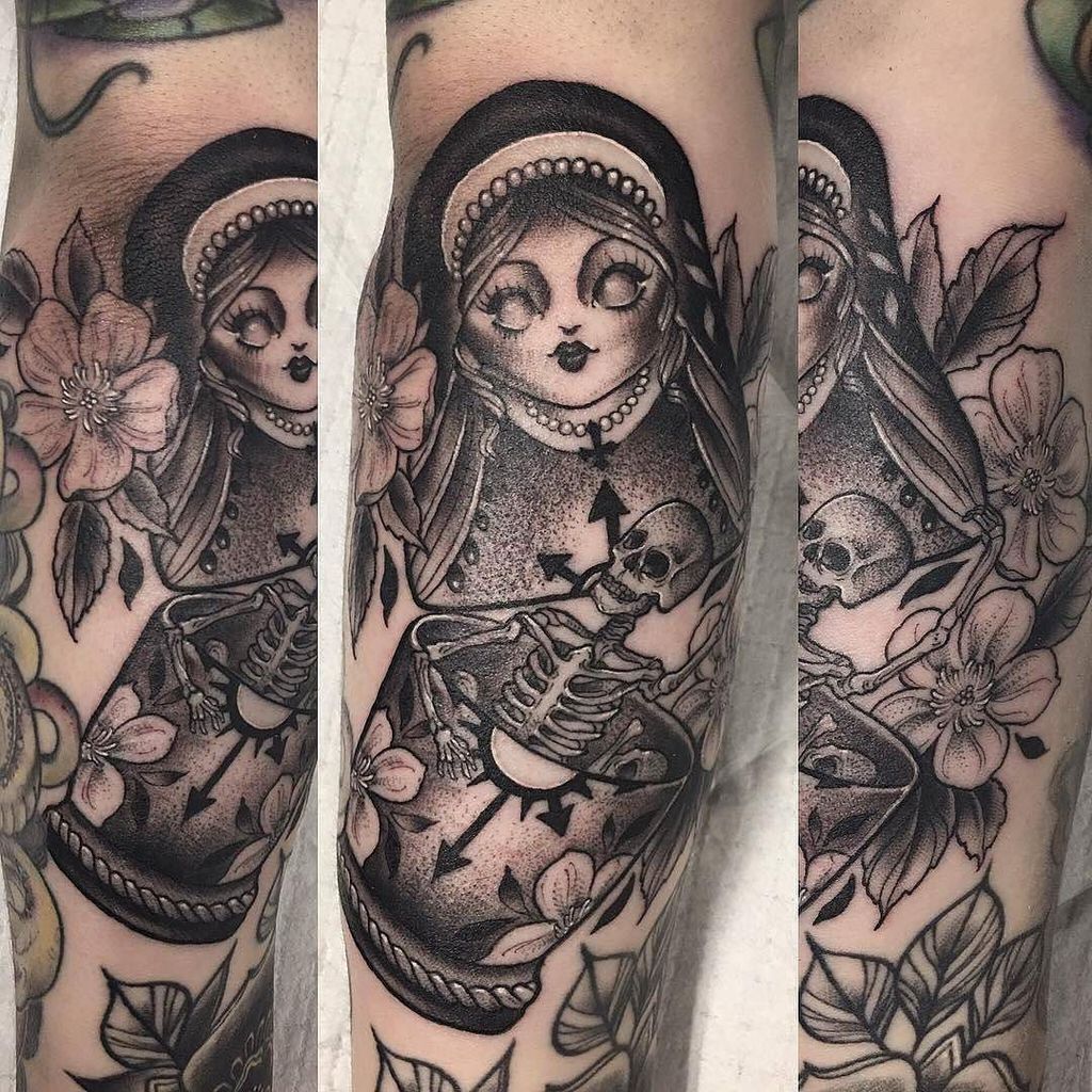 tattoosnob's tweet image. Russian Nesting Doll tattoo by @samreadtattoos at Cosmic Debris Studio in Ottawa, Canada #samreadtattoos #samread … ift.tt/2rx1Lah