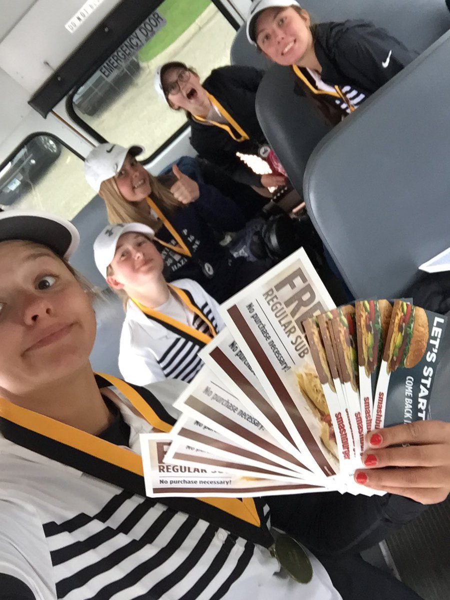 Chan_GirlsGolf's tweet photo. Another W for the team 345! Hicks 83 (2nd) Wedin 85 (3rd) Klein 88 Skrbina 89 Wellman 92. #jmikes #smashburger #coupons #betterthanmoney ⛳️🏆 https://t.co/y0AvXTnYPL