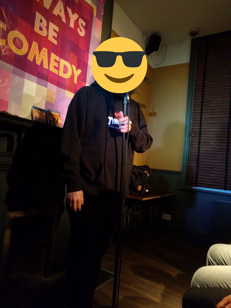 EmmaSaidThis's tweet photo. This person wasn't at @alwaysbecomedy tonight. But he was and was funny, very funny. But identity will be protected. #GotToldOff https://t.co/Qe9cu7XoLQ