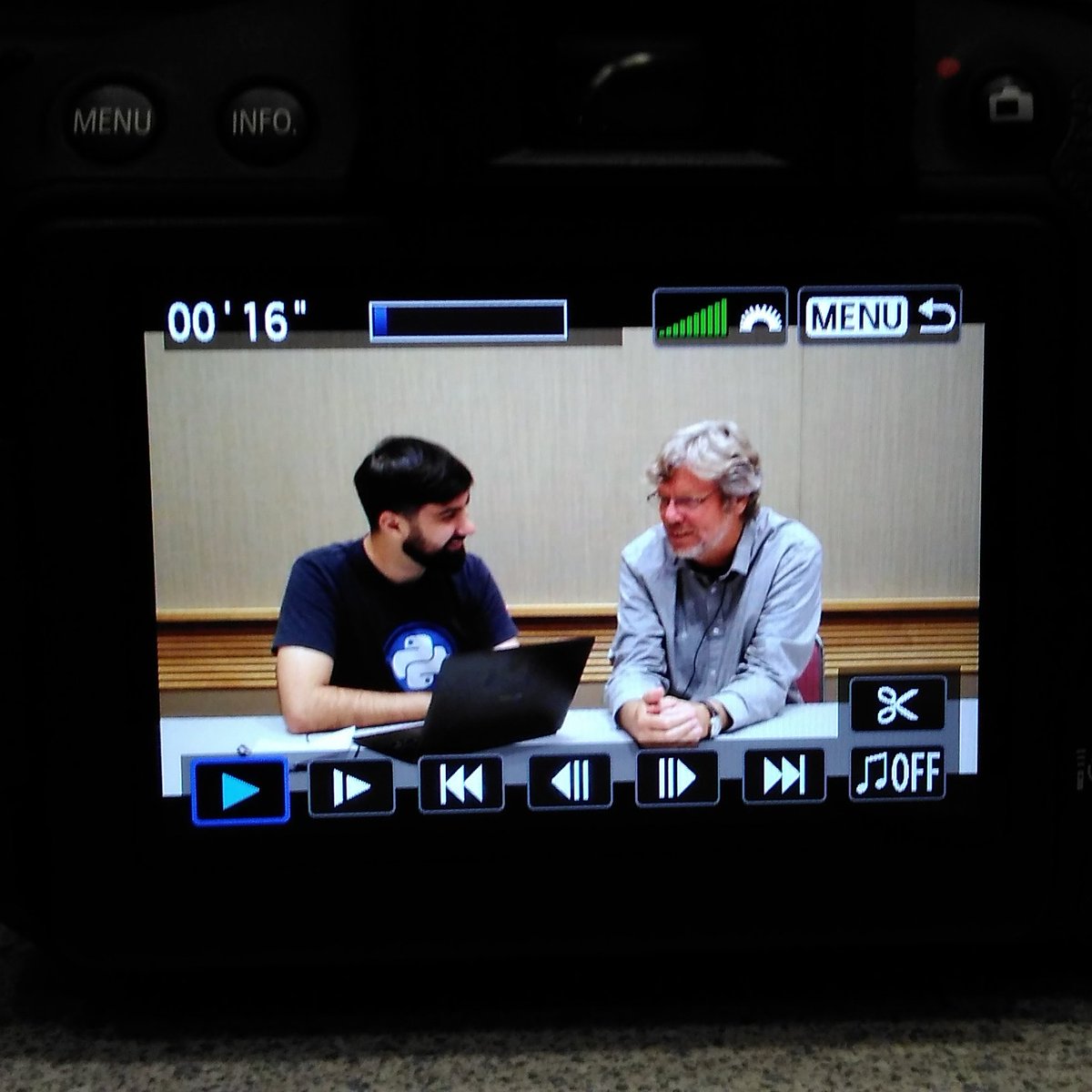 turicas's tweet photo. Acabei de entrevistar @gvanrossum  aqui na #pycon! Em breve no canal Pythonic Café no YouTube - se inscreve lá: https://t.co/CCVUW3Z3jL https://t.co/LqGQqEOUGk