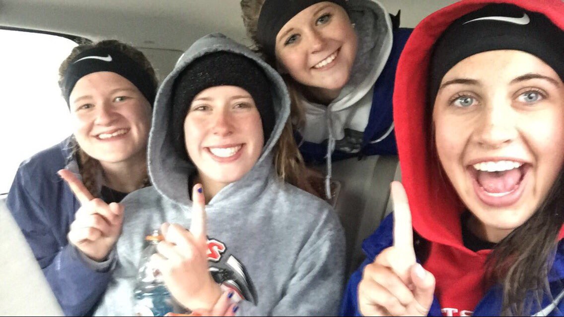 ebuchanan_21's tweet photo. My heart is happy💙 #formrsinner  #statechamps https://t.co/m3ZZc2HAs9