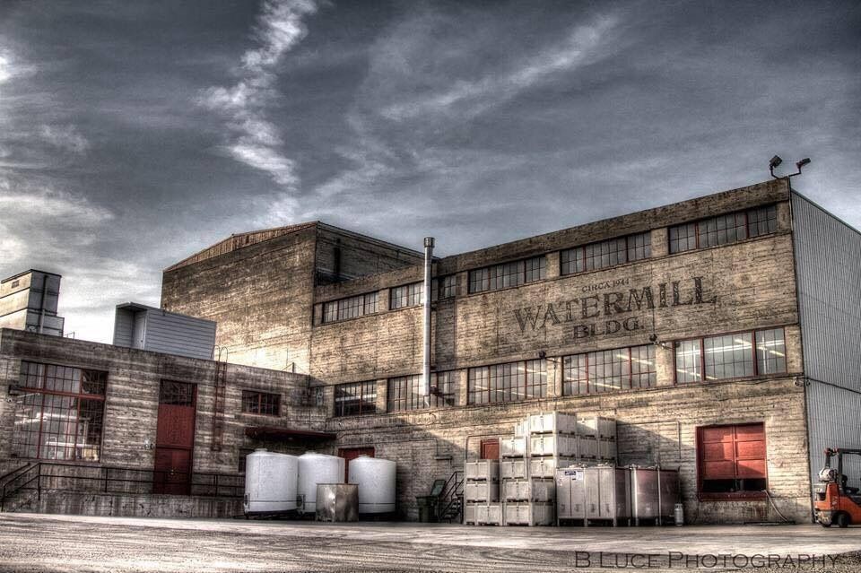 DrinkCider's tweet photo. We're so lucky to have this wonderful historic building to call our home and house the creations we love! #ORproud https://t.co/ew1ZmJv7o2
