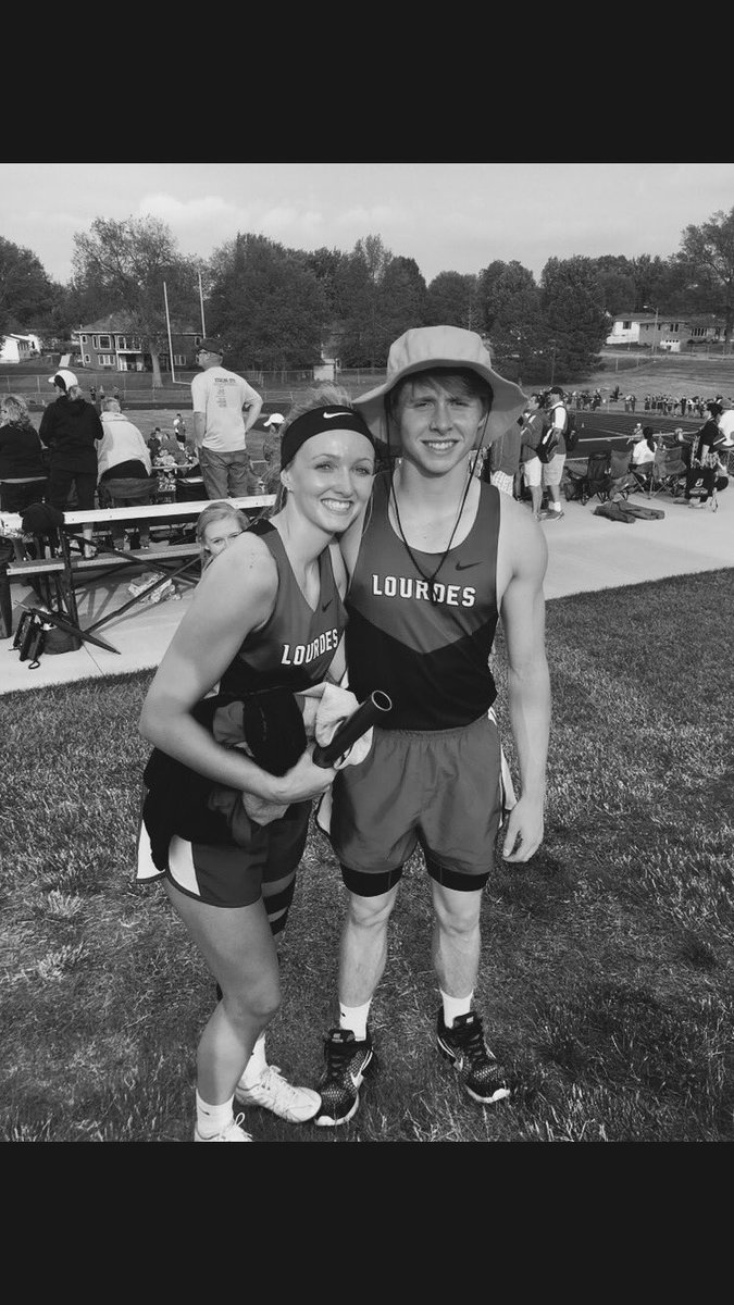 libberz12's tweet photo. How many ppl do you know that have participated in state for all 3 of their sports sophomore year? Bc as of tomorrow I know one❤️#burkebound https://t.co/yscpklFTjC