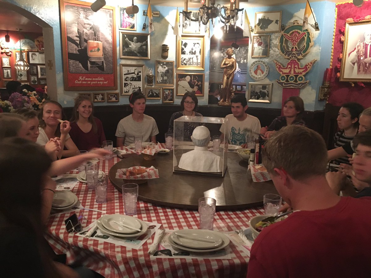 PadreBobCHS's tweet photo. Senior dinner at @bucadibeppo #gradbash2017 https://t.co/qtX5v6gGRe
