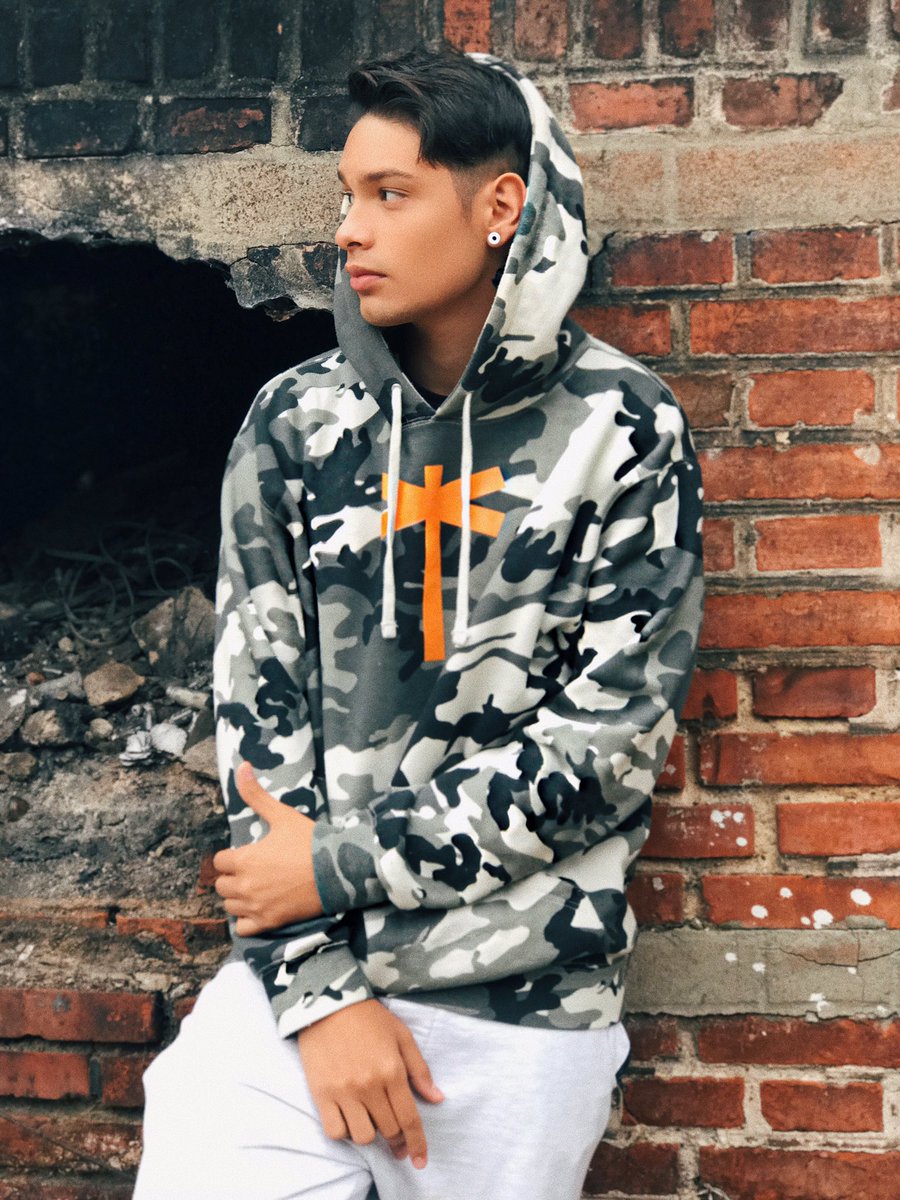 PaisaVlogs's tweet photo. Instagram: @PaisaVlogs https://t.co/LWf33iwY7I