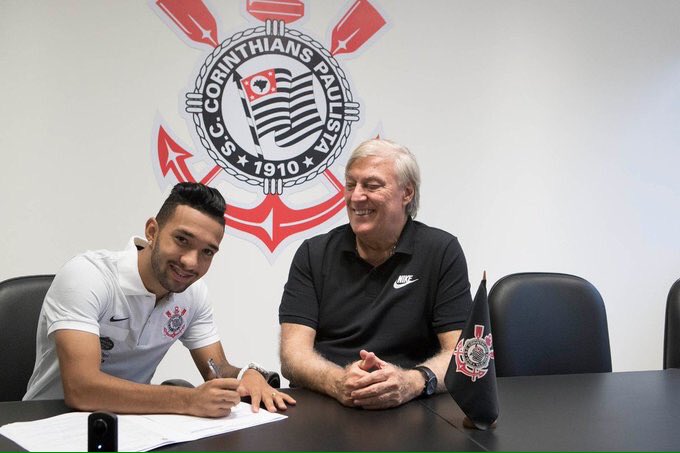 cartolafcmix's tweet photo. Clayson, ex-Ponte Preta, é o novo reforço do Corinthians https://t.co/WiaRm41qIz