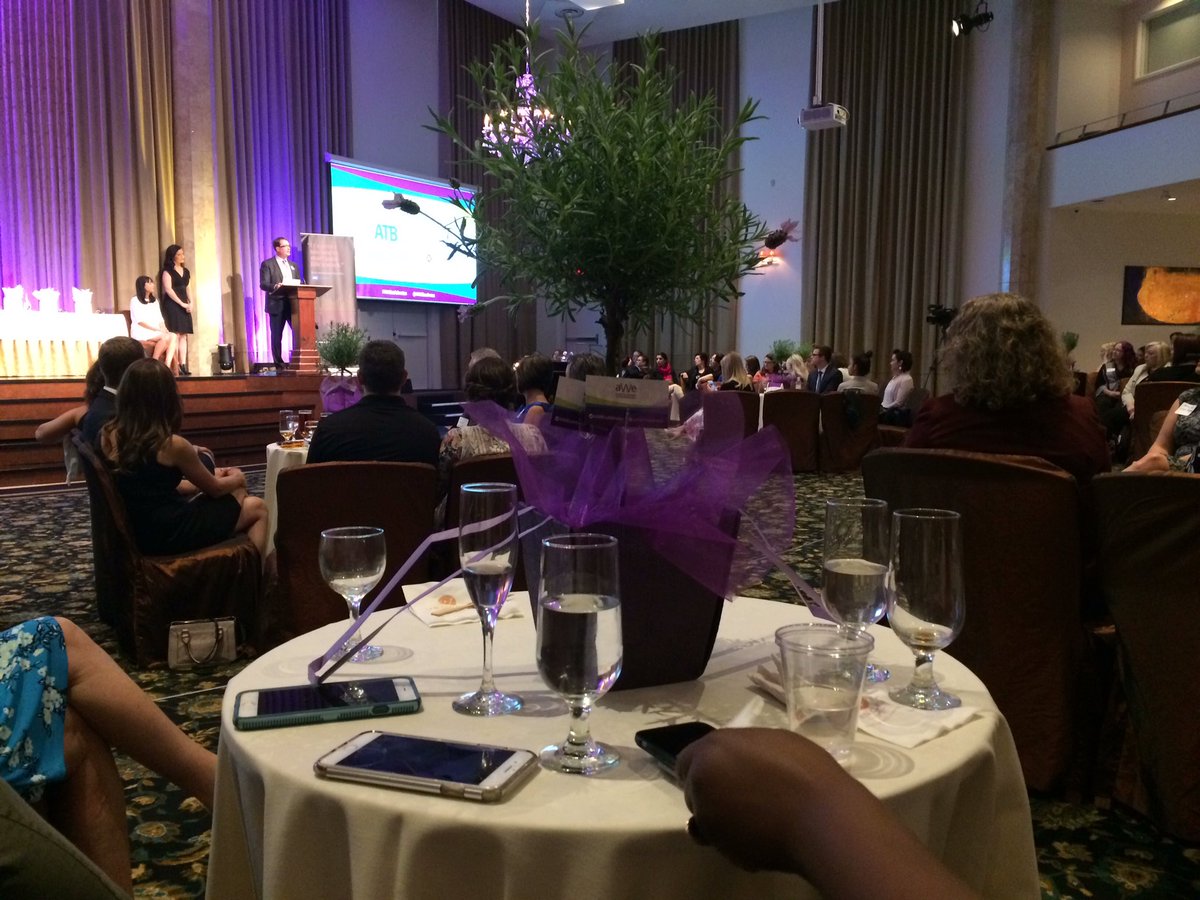 Inspiring room full of Alberta Women Entrepreneurs <a href="/AWEbusiness/">Alberta Women Entrepreneurs</a> #AWECelebrates