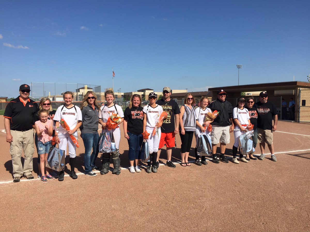 1barbathletics's tweet photo. Softball senior night. Big thanks to our seniors for being such an important part of the softball program. You will be missed! https://t.co/MURcdWS8uF