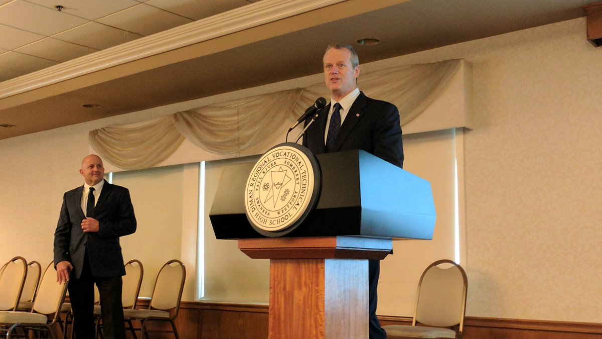 dimanbengals's tweet photo. Thank you @MassGovernor Charlie Baker for honoring us with your kind words at our Outstanding Vocational Students Banquet. #DimanPride https://t.co/uhe0kh4RbU