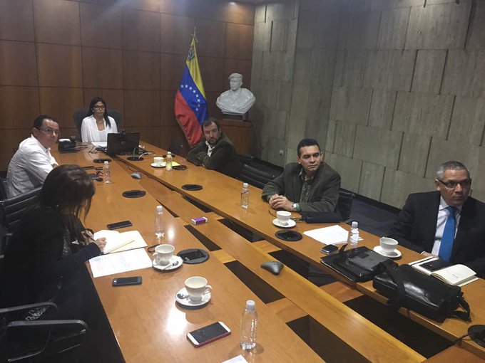 Ver imagen en Twitter Ver imagen en Twitter