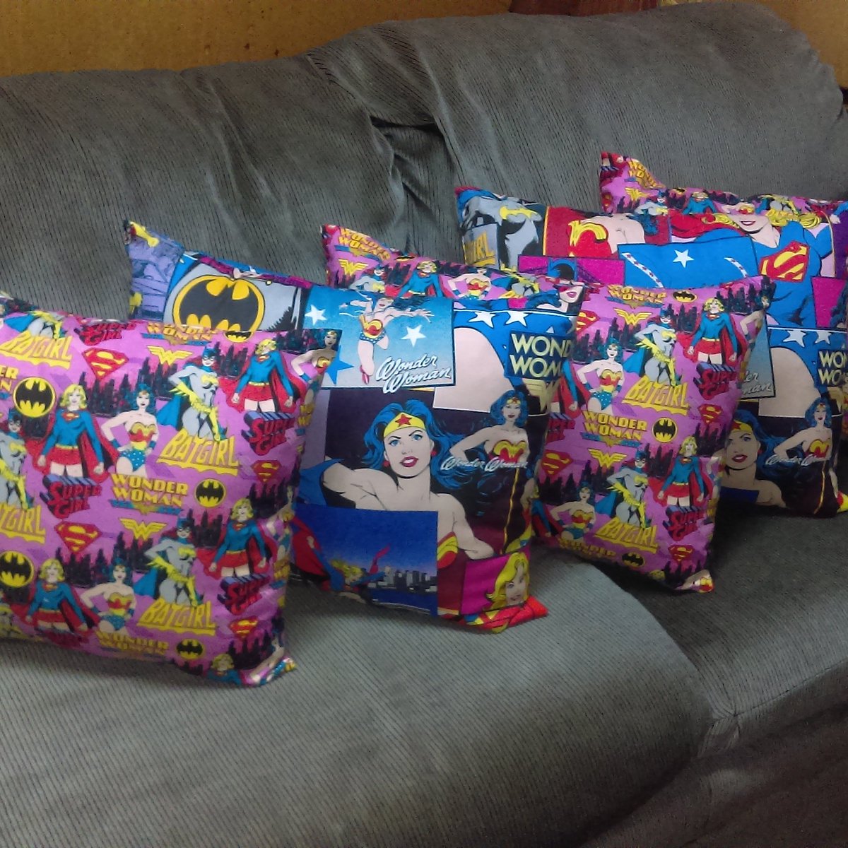 PillowCreation3's tweet image. #superherocollection blue/pink